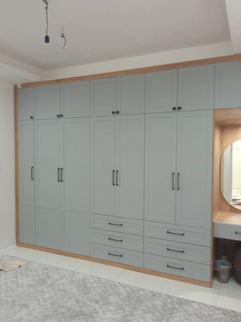 اجرای کمد دیواری